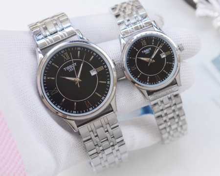 白壳 金壳+20，钢带20 品牌：天梭-Tissot 类型：情侣腕表 壳套：顶级版316精钢L 表带：进口小牛皮表带 316L精钢表带 机芯：进口石英机芯 镜面 - 点击图像关闭