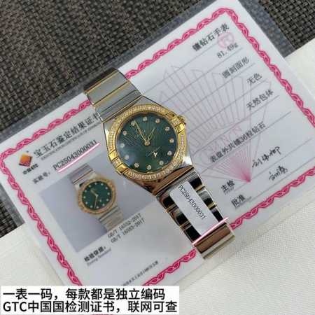 真钻款 。新款星座系列钻石石英女表，表盘直径27Mm ，瑞士石英机芯，蓝宝石防刮花玻璃，外盘镶嵌36颗天然钻石每一个表做一个真钻证书认准国检红证！内盘镶嵌12颗 - 点击图像关闭