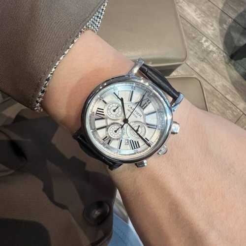 Cartier Cartier 卡地亚坚持高品质，低价格p高回馈男 女款：女款石英尺寸：37.5Mm 厚度：12Mm这表值，舒适度完美尺寸专为亚洲女性定做，店家