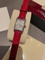 满圈钻 最火浪琴超好看的 小姐姐们赶紧入手 浪琴-Longines戴卓维纳系列 精致两针半女士腕表 316精钢表带 直径33*22Mm厚7M