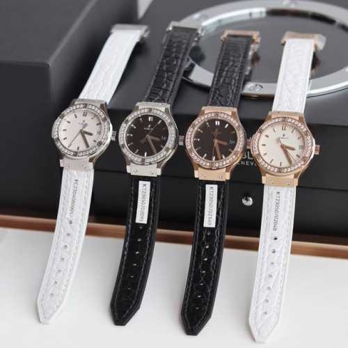 3640原单宇舶Hublot 恒宝 经典融合系列 ！最新推出宇舶女款33Mm，真钻石英高端腕表，真正原单级别，所有配件均可与原版互换使用，表壳共镶嵌1.8真钻3