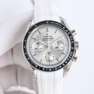 Sj出品 全新 Omega 欧米茄登月超霸系列 310.63.42.50.02 1 Ob2 专业月球表 超霸故事的核心是被阿姆斯特朗带上了月球 手表被留在了太空