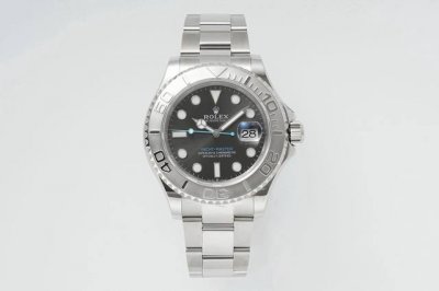 劳力士Rolex 游艇名仕型Yacht-Master系列超强冰蓝夜光！ 直径 40Mm 机芯 搭载全自动机械机芯 圈口 细腻的颗粒感 镜面 防刮蓝宝石玻璃镜面
