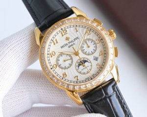 光 钻 新款 百达翡丽复杂功能计时系列上市 Patek Philippe 贵族的艺术品！ 升级版改进：壳身比旧版本更薄、玻璃升级耐磨抗摔、比旧版本更平整美观！内