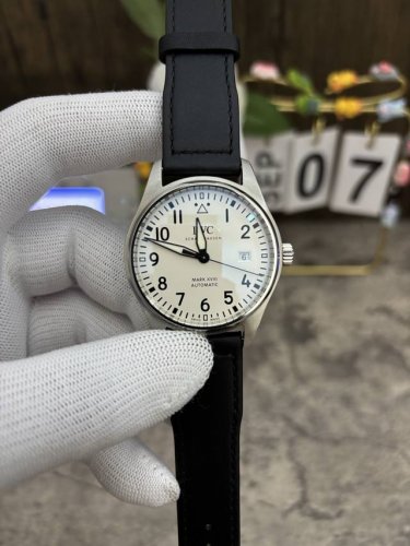 V7 马克十八Sw300