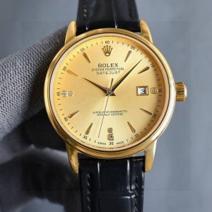 金+50 劳力士Rolex男士腕表 采用独特的表盘设计 搭配而来的是更高档奢华的劳力士， 初识劳力士必憧憬有朝一日能拥有它，戴上劳力士必顺风顺水必发达，你值得拥