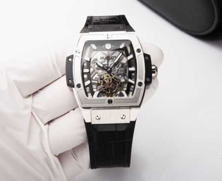 白 金20. 独家首发:恒宝 Hublot 精品男士腕表，六字位飞轮设计，技艺精湛，独具匠心，尊贵大气，绅士风范。采用高品质机械机芯，顶级316精钢表壳，进 - 点击图像关闭