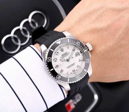 进口8 机 蓝宝石 白壳 金壳 超强防水 零返修 劳力士 Rolex 水鬼系列 男士机械腕表 顶级进口机械 8 机芯 316L精钢壳套陶瓷圈口 舒适硅胶表带 原 - 点击图像关闭