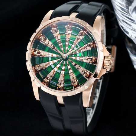 罗杰杜彼 Roger Dubuis Excalibur 王者系列 系列腕表 圆桌骑士 表壳 腕表尺寸45Mmx15.7Mm。突破市场之前所有版本，修正不足之处， - 点击图像关闭