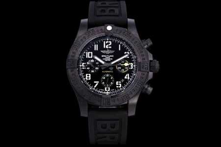 百年灵 Breitling 原装一比一的碳纤维纹路 究级新作 百年灵复仇者飓风系列45Mm计时码表两年前购入原装拆解检验，经制表师多次努力，终破解沿袭Breit - 点击图像关闭