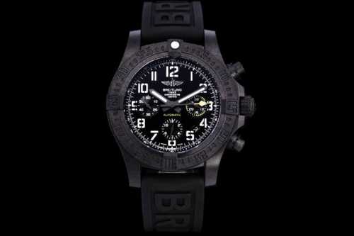 百年灵 Breitling 原装一比一的碳纤维纹路 究级新作 百年灵复仇者飓风系列45Mm计时码表两年前购入原装拆解检验，经制表师多次努力，终破解沿袭Breit
