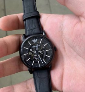 阿玛尼手表男表Ar60008 匠心独具 316精钢表头 潮流镂空设计 富有现代艺术性的华美镂空 意大利头层牛皮表带 矿物质水晶镜面 全自动机械男表表盘尺寸:42 阿玛尼手表男表Ar60008 匠心独具 316精钢表头 潮流镂空设计 富有现代艺术性的华美镂空 意大利头层牛皮表带 矿物质水晶镜面 全自动机械男表表盘尺寸:42