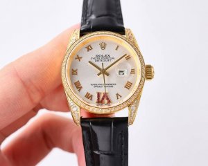 白壳 ，金壳 劳力士日志型rolex小红书爆款，最佳女神必备款 优雅美艺养眼吸睛配备日本原装进口nh05自动机械零返修！表壳采用316L精钢材质打造而成、抗刮损