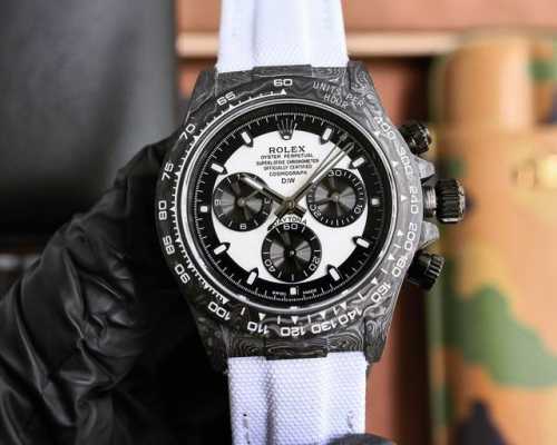 Tw厂 Rolex宇宙计时迪通拿系列之碳纤维定制版，腕表不仅佩戴轻便，外表坚硬。且每一只腕表都拥有独一无二的碳纤花纹材质。 表壳 腕表尺寸40X12.4吻合原装