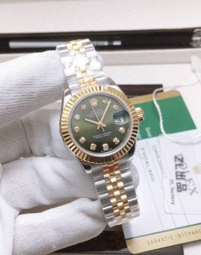 劳力士Rolex女装日志型28Mm日志型腕表！还有31Mm女表、36Mm中性、41Mm男士。 1表壳直径保持与原装一致，采用904L不锈钢来锻造不锈钢腕表表壳，