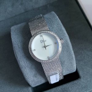 原单品质 真钻迪.奥Dior腕表La D De Dior Satine系列高级仙女腕表新款女装韩版，生动呈现了迪奥制表的精魂，弥足珍贵的高雅风格！表壳外圈镶嵌5