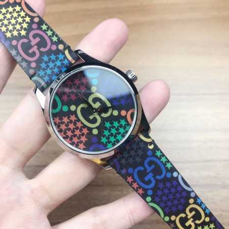 原盒:30 古驰新款中性石英腕表，表径38Mm，蓝宝水水晶玻璃，不锈钢材质表壳，搭配guccl标志性的双g表盘及表带，防水50M，现货 - 点击图像关闭