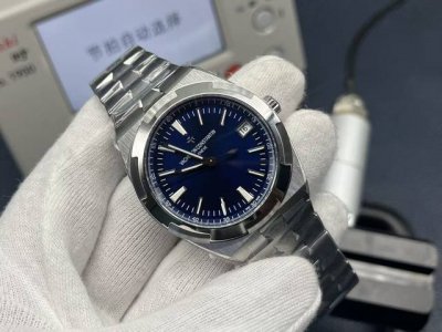 Mkf Factory 2026｜巅峰呈现 江诗丹顿纵横四海4500V 110A-B483绿盘腕表 市场最高版本，客户定制精钢、玫瑰金双款齐发，演绎腕间双面格调