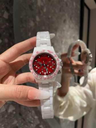 Bobo新品劳力士Rolex 迪通拿系列 陶瓷表壳 尺寸43Mm 矿物质镀膜玻璃耐磨 超强夜光 日本多功能计时石英机芯 陶瓷表带 原装扣 爱不释手的劳力士迪通拿 - 点击图像关闭