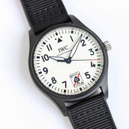 Sj出品 9015机 2892机 Iwc 万国 飞行员系列 利用最新的精密ai电喷技术，Or9 终于试验出少量的零色差的万国黑 ___ 全场唯一去除紫色温的黑面 - 点击图像关闭
