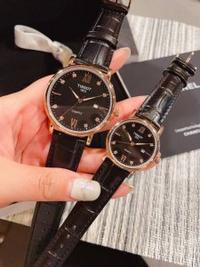 玫金 钢带20 Tissot-天梭23年新品梦媛系列腕表简约魅力且时尚经典的设计正式场合不失稳重日常休闲、简单大方尺寸女装30Mm♀男装40Mm 采用进口石英机