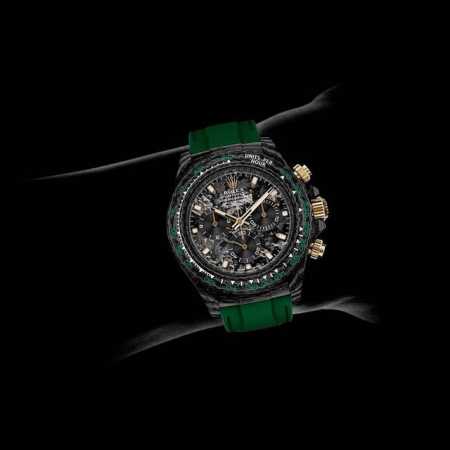 顶级复刻 钻 劳力士 Rolex 迪通拿系列 A 最新改装碳纤维迪通拿。整表仅53克，搭载丹东4801机芯。当经典与创新碰撞，劳力士碳纤维迪通拿应运而生。它不仅 - 点击图像关闭