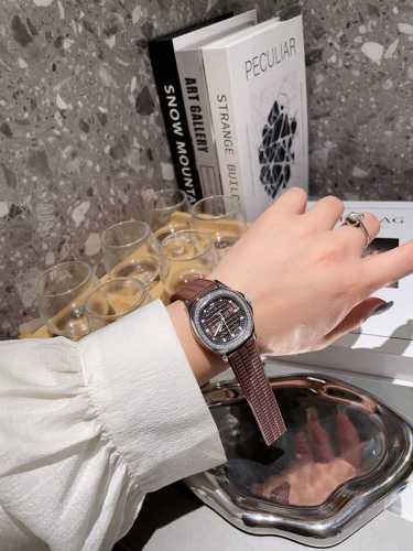 白 金 钻10 百达翡丽 5067A 手雷 石英女表 Patek Philippe--5067A全系列石英腕表，带来全网最佳的复刻产品和极致体验，确保还原正品般