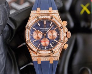 白壳 玫壳 爱彼 Ap 皇家橡树系列 蓝宝石玻璃 尺寸42Mm*14Mm 防水胶带配ap字样原装针扣 搭载日本多功能石英机芯 八角拉砂钢壳配网格面 冷酷 霸气
