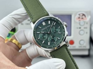 白 -金 Ap皇家橡树26048离岸型41爱计时机械腕表 1.壳套按照原装开模多道工序顶级处理 2.一体字面立体工整的盘面“饼干纹理”和原装一模一样 3:316