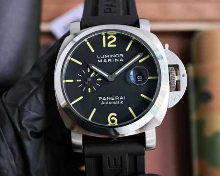 白壳 沛纳海 PANERAI 弧型镀膜玻璃 44mm*16mm 胶表带搭配原装针扣 全自动机械 一款来自硬汉的手表 - 点击图像关闭