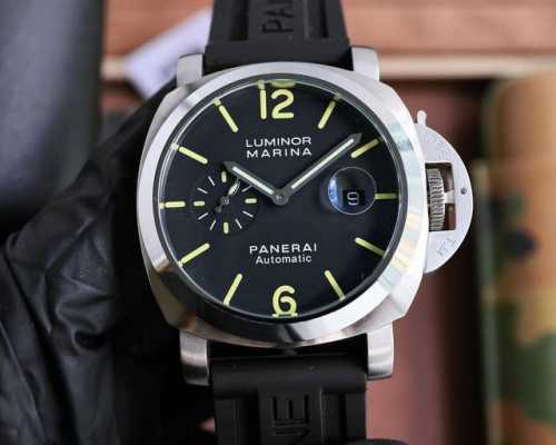 白壳 沛纳海 PANERAI 弧型镀膜玻璃 44mm*16mm 胶表带搭配原装针扣 全自动机械 一款来自硬汉的手表
