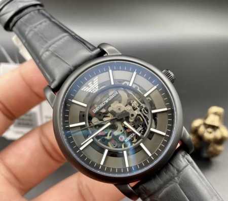 Armani阿玛尼60008黑骑士 霸气 霸气 霸气 重要说三遍 这款黑骑士黑表真的百搭。怎么搭配都是帅爆了。太霸气了。颜值超高这款镂空机械表越看越耐看。安利了 - 点击图像关闭