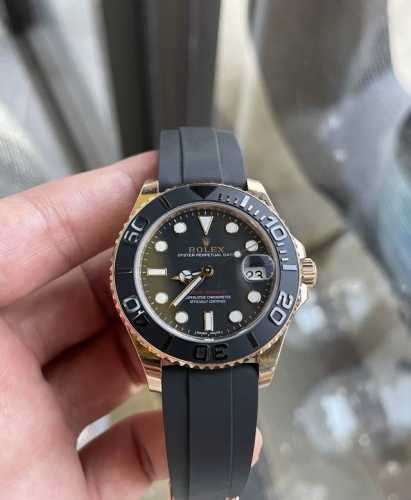 劳力士－Rolex Ym游艇系列－机械腕表 顶级进口机 316L精钢壳－防指纹陶瓷圈 舒适橡胶表带 原装保险扣 蓝宝石玻璃 超强防水 直径40Mm 厚度12Mm