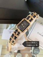 香奈儿Chanel premiere系列腕表！1987年灵感源自巴黎芳登广场的轮廓 中古方糖！表径26.1X20毫米，表壳材质精钢，漆面表盘、矿物质水晶玻璃，表