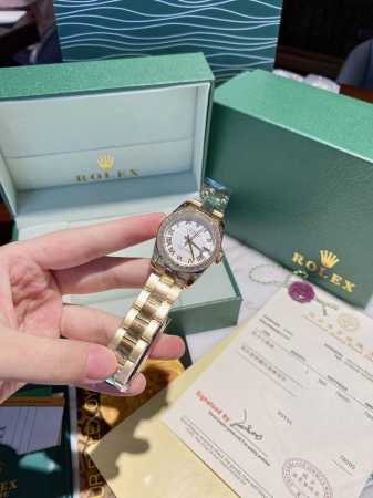 日志 系列经典女款31实芯5珠钢带-原装压扣 小红书火爆推荐云杉绿盘，白色表盘采用A级珍珠贝壳材质彰璀璨夺目、设计显出独特高贵优雅女神气质！316精钢表壳搭配施 - 点击图像关闭