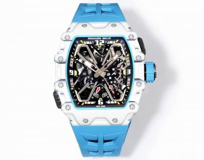 Richard Mille 』Rm 35-03系列已发布5款产品 一体机芯制作 纤薄壳套13.5 Mm 表壳采用超轻耐磨的石英碳纤维Ntpt与碳纤维Tpt制作，