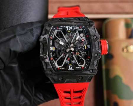 理查徳 米勒 Richard Mille Rm035-03碳纤维系列 此复刻版表壳和底盖釆用高密度进口ntpt＠碳纤维材料 碳纤维表壳表底和钛内胆两侧釆用同步c - 点击图像关闭