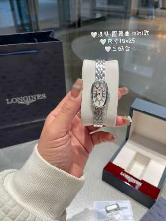 浪琴 圆舞曲Mini款 一直想买的一款极小极精致的手表 它来啦 尺寸是18X25哟 2015年瑞士著名钟表制造商浪琴表推出全新圆舞曲系列腕表 Longines - 点击图像关闭