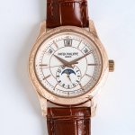 Tw Factory 精雕细琢，雅动合一。百达翡丽 pp R33 复杂多功能系列5205G-013重磅登场，迄今推出的首款 雕花 Nautilus复杂腕表，以超