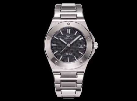 Gh 2023年度压轴巨作，全新 Iwc 万国 工程师自动腕表40重磅亮相。Iw9 表壳与表链经多层次拉丝工艺，抛光和缎面处理，表圈通过五颗多边形螺丝固定于表壳 - 点击图像关闭