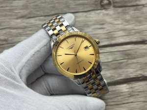 金+20 亲民低廉 入门首选 2025全新升级,热销爆款,军旗系列男士腕表,简洁大方设计风格始终处于该品牌最受欢迎的表款 机芯 搭载全自动机械机芯 表壳 316 金+20 亲民低廉 入门首选 2025全新升级,热销爆款,军旗系列男士腕表,简洁大方设计风格始终处于该品牌最受欢迎的表款 机芯 搭载全自动机械机芯 表壳 316