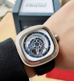 七个星期五 Sevenfriday 新颖设计！木头边框！采用泰国桃木打造！蓝色表盘蓝色真皮表带！型号：Sf-B 026Bullrush Really 2018。