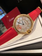 Ballon Bleu De Cartier卡地亚蓝气球腕表奢华系列 百搭尺寸36Mm 简约又别具品味 摒弃了现代盛行的繁复华丽的修饰 以简约重新诠释唯美 打造