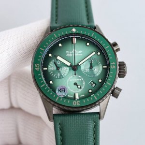 Tw出品 市场唯一对版 毒物 宝珀五十噚系列5200-0153-B52A深潜器飞返计时码表问世了 低调中彰显不凡 采用进口泛蓝光蓝宝石玻璃 刀刮不留痕 腕表采用