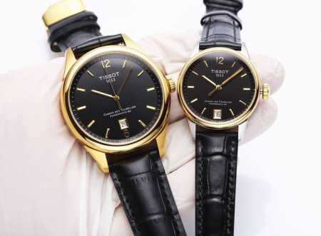 白 . 金20. 钢带20. 品牌：天梭tissot 型号：T099情侣款 系列：杜鲁尔系列 尺寸：42Mmx11Mm，32Mmx11Mm 表镜：蓝宝石玻璃镜面 - 点击图像关闭