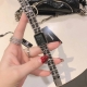 金黑方糖盘 人间香奈儿，人迷的旧时光古中表里面火最的一款要说的就是款这了吧质感，高级，容从感，可盐可甜的式法情怀是款这手表的关键词款这是编织款，完美驭驾属于季四