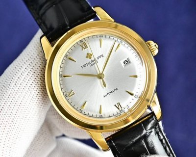 2025年最新版本 百达翡丽patekphilippe高级自动腕表！ 1团队历时9个月精心设计，敢为人先，力求完美，突破多层技术瓶颈 2市场独家最新锅盖玻璃材质