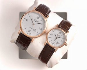 白壳 玫瑰金+20钢带+20 。浪琴-Longines精品情侣对表携手而来，简约精致，品质精湛，热卖全城。采用进口石英机芯，顶级316精钢表壳，进口小牛皮表带，