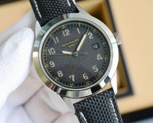 Gr升级强夜光版本到货 百达翡丽古典表系列ref.5226G-001 尺寸 40Mm 表壳 百达翡丽calatrava系列表款便因其圆润流畅的表壳形状享有盛名