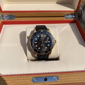 特价 欧米茄海马300米系列男表 V2升级版！钢带升级 带节宽度与正品一致，扣子可调整长度～欧米茄全新海马300 米42Mm 潜水腕表 1:全新海马300升级黑